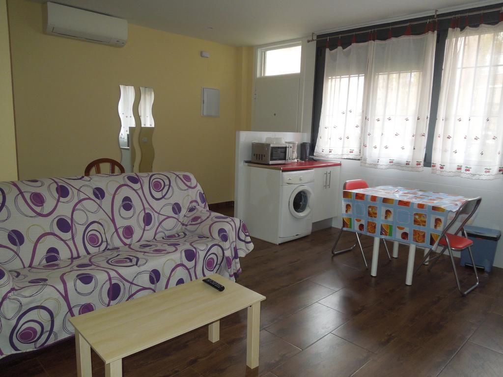 Apartamento Cuatro Torres Madrid Exterior foto