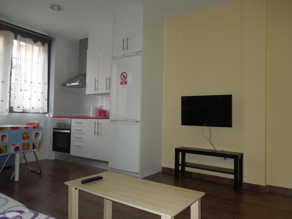 Apartamento Cuatro Torres Madrid Exterior foto
