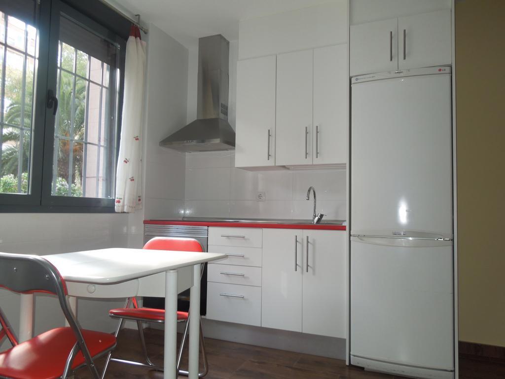 Apartamento Cuatro Torres Madrid Exterior foto